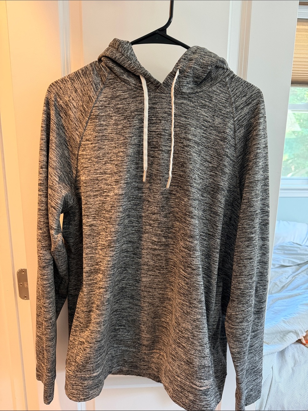 Lululemon Men's Heather Gray Hoodie